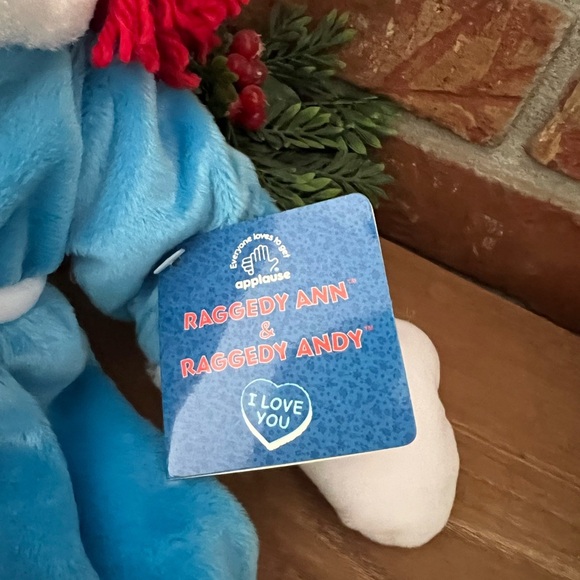 16” Winter Raggedy Ann - Picture 3 of 5